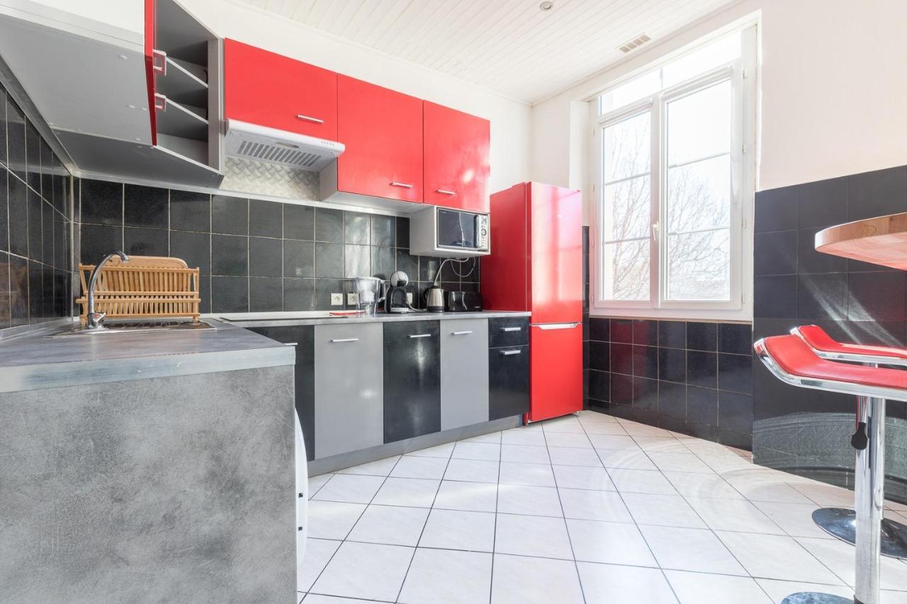 Ideally Placed To Visit Toulon + Bright Flat - Idealement Place Pour Visiter Toulon + Lumineux Екстер'єр фото