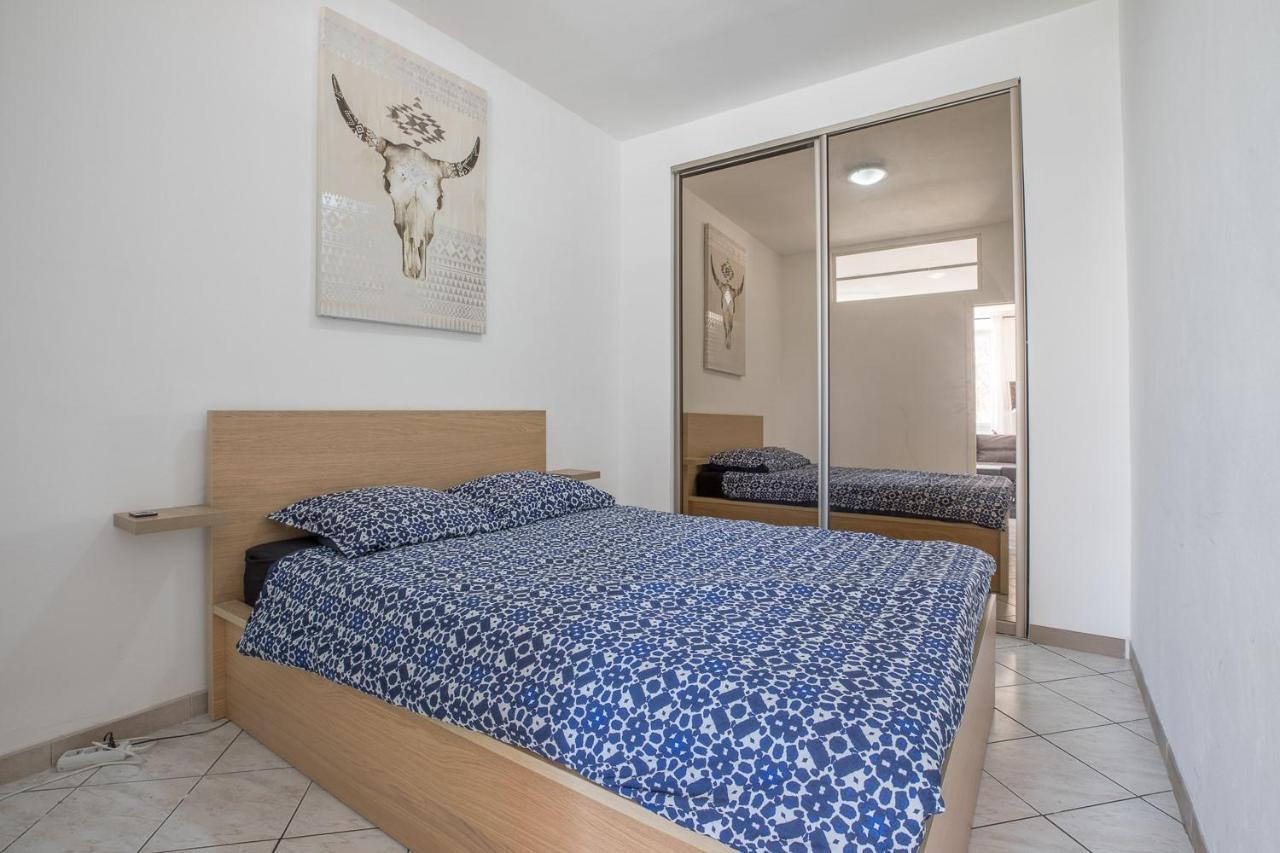 Ideally Placed To Visit Toulon + Bright Flat - Idealement Place Pour Visiter Toulon + Lumineux Екстер'єр фото